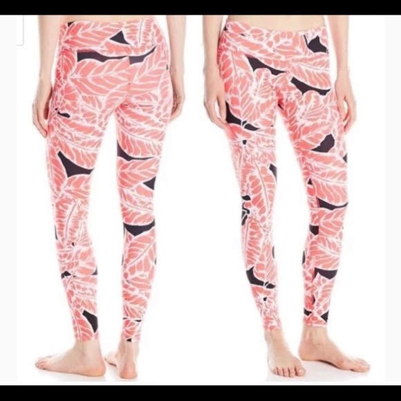 ALO Yoga Pants - ALO. Palm Springs Guava Airbrush Leggings
